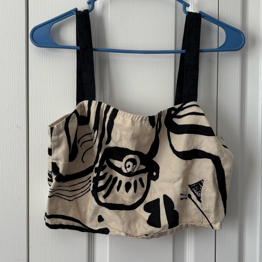 Magashoni Cream and Black Linen Crop Tank Top